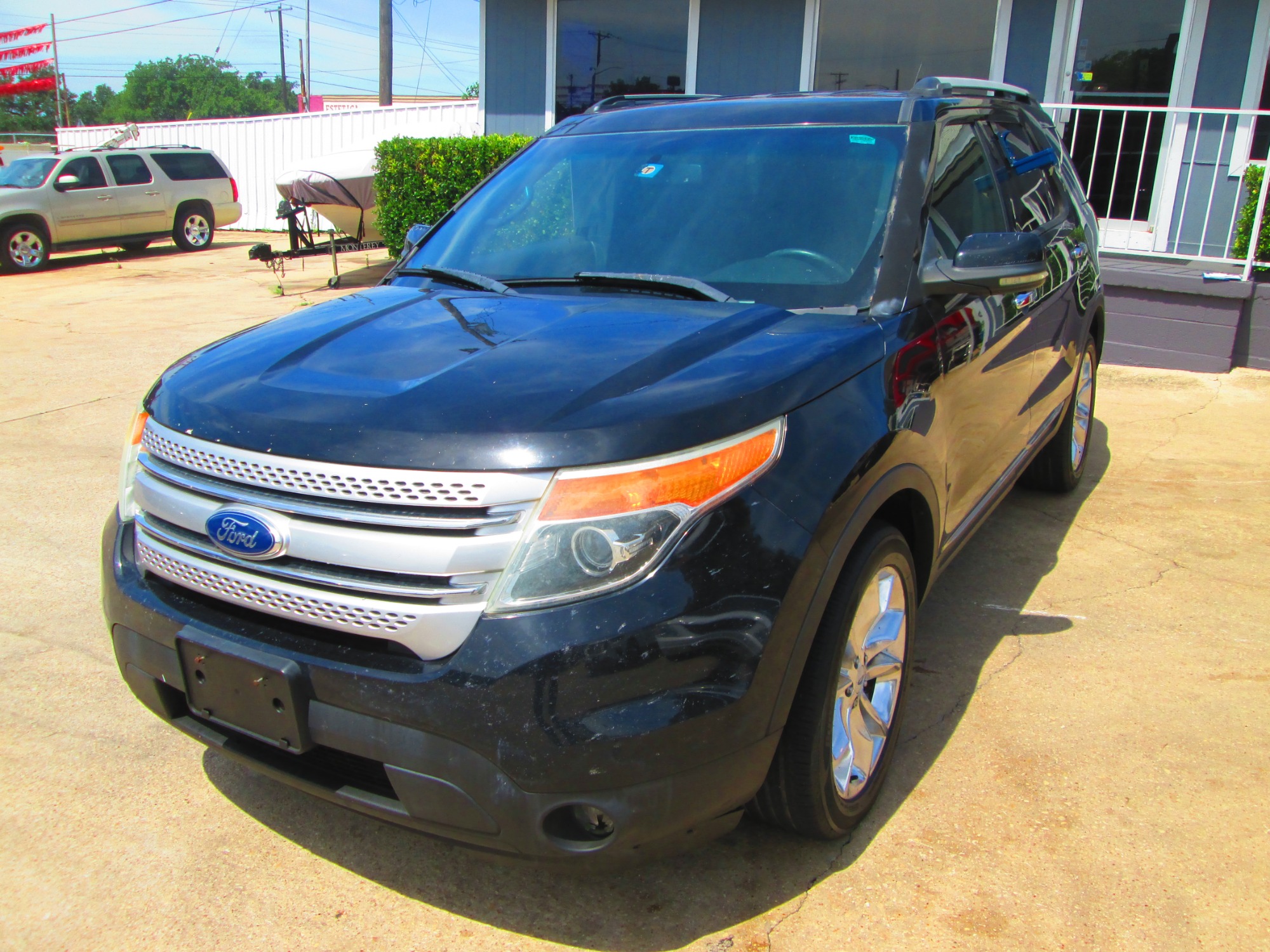 photo of 2012 Ford Explorer XLT FWD